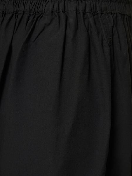 Βαμβακερό παντελόνι σε φαρδιά γραμμή Matteau μαύρο