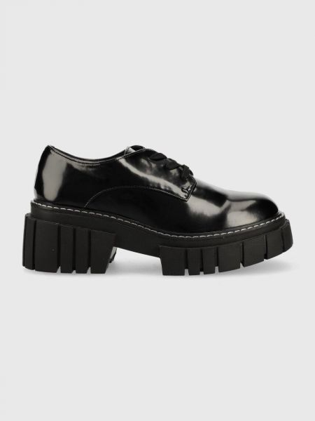 Ниски обувки на платформе Steve Madden черно