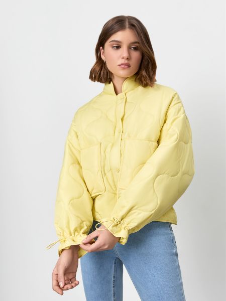 Желтая куртка Just Clothes