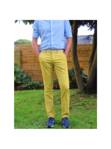 Pantalones chinos slim fit Mason's amarillo