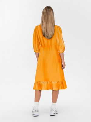 Saténové šaty Only oranžová