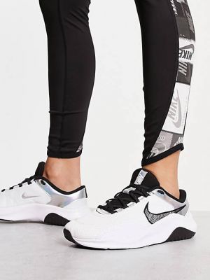 Кроссовки Nike Training белые