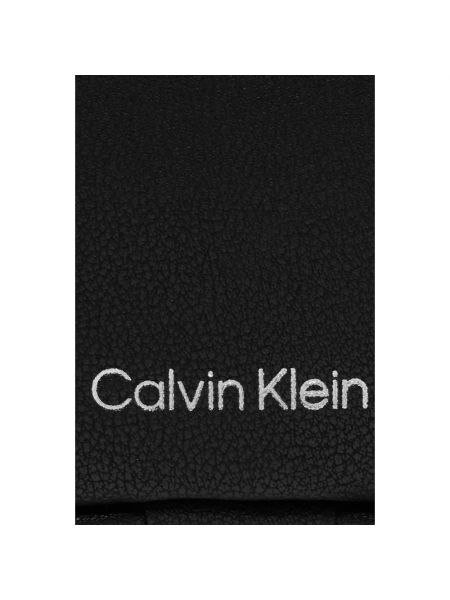 Riñonera de cuero de cuero sintético Calvin Klein negro