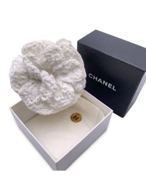 Broszka Chanel Vintage biała
