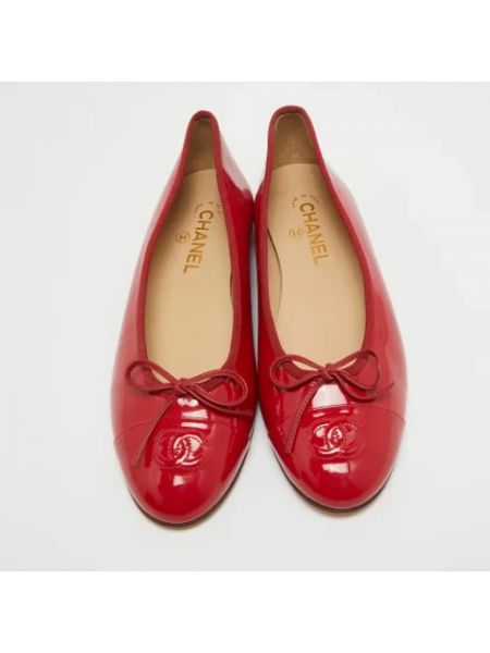 Calzado de cuero retro Chanel Vintage rojo