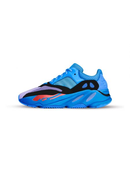 Sneaker Yeezy blau