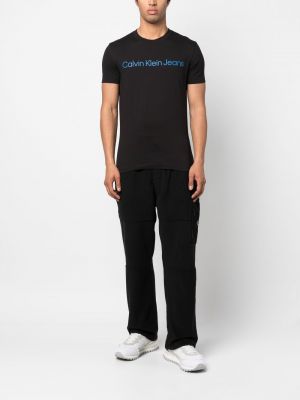 Fleecové cargo kalhoty Calvin Klein Jeans černé