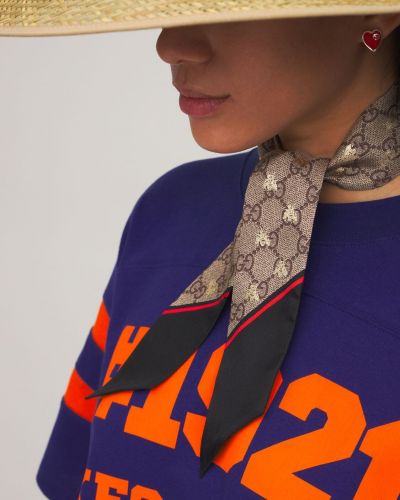 Bufanda de seda con estampado Gucci negro