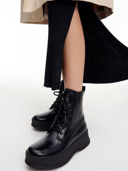 Кожаные ботинки на платформе Calvin Klein черные