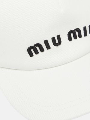 Памучна шапка с козирки Miu Miu черно