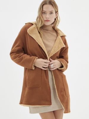Oversized szarvasbőr kabát Trendyol barna