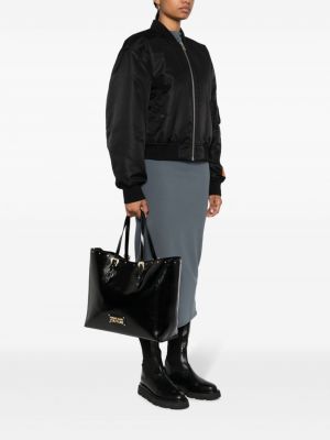 Kožená shopper kabelka se cvočky Versace Jeans Couture