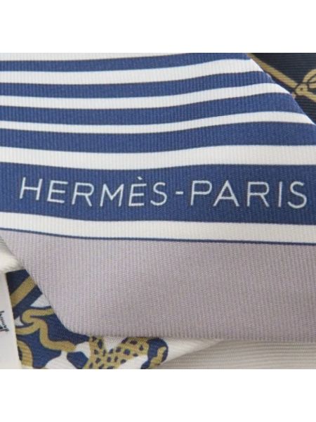 Jedwabna szal retro Hermès Vintage biała