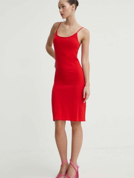 Sukienka długa bawełniana Never Fully Dressed czerwona