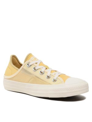 Sneakers με τακούνι με μοτίβο αστέρια Converse Chuck Taylor All Star