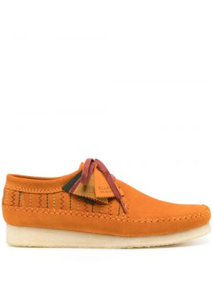Nizki čevlji z vezalkami iz semiša s čipko Clarks Originals oranžna