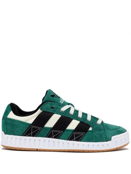 Sneaker mit stickerei Adidas