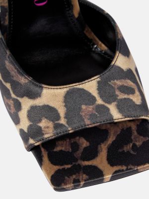 Saténové sandále s potlačou s leopardím vzorom The Attico hnedá