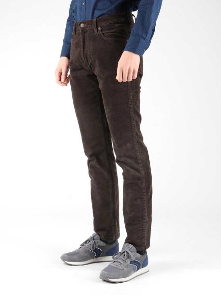 Spodnie sztruksowe Wrangler Dark Teak W12OB9135
