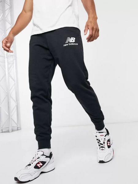 Спортивные штаны New Balance черные