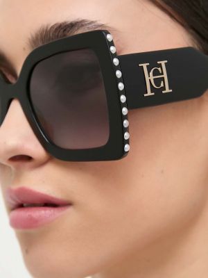 Černé sluneční brýle Carolina Herrera