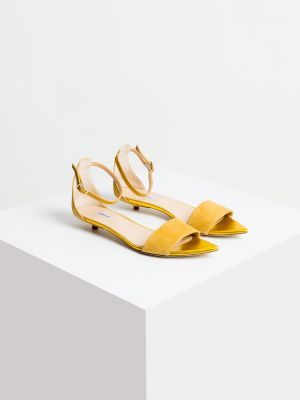 Ниски обувки Deni Cler Milano жълто