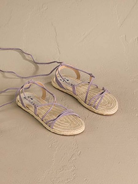 Фіолетові мереживні замшеві босоніжки на шнурівці Manebi