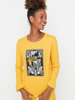 Плетена пижама с принт Trendyol жълто
