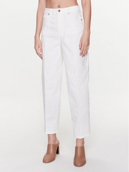 Белые прямые джинсы Silvian Heach