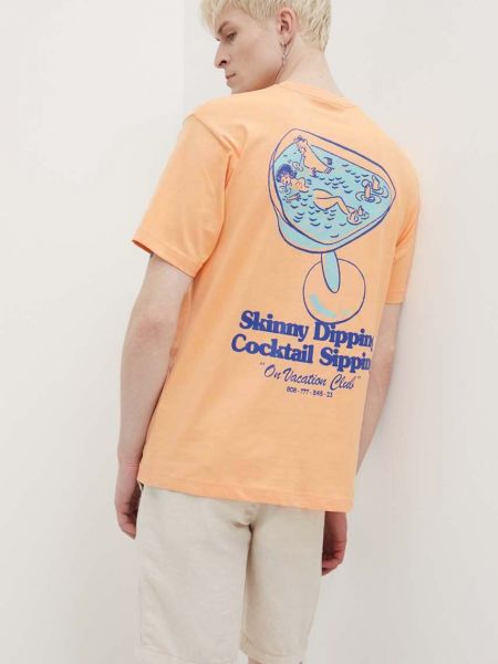 Koszulka skinny fit bawełniana z nadrukiem On Vacation pomarańczowa