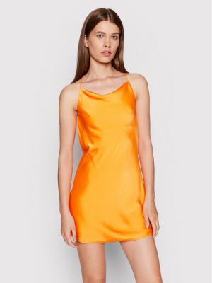 Priliehavé šaty Only oranžová