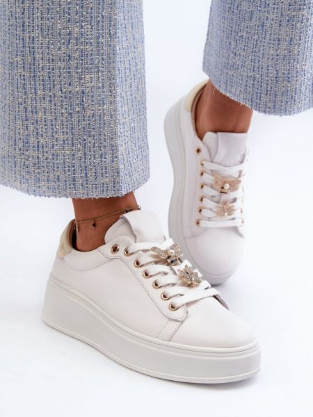 Δερμάτινα sneakers με πλατφόρμα με καρφιά Kesi λευκό