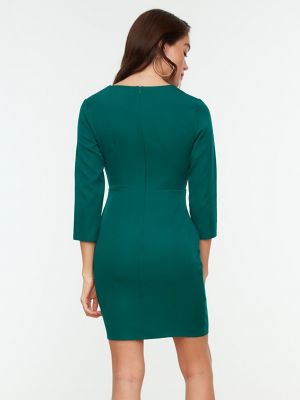 Puzdrové šaty Trendyol zelená