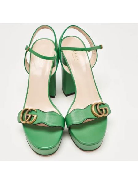 Sandalias de cuero Gucci Vintage verde