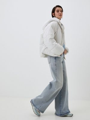 Утепленная джинсовая куртка Gloria Jeans белая