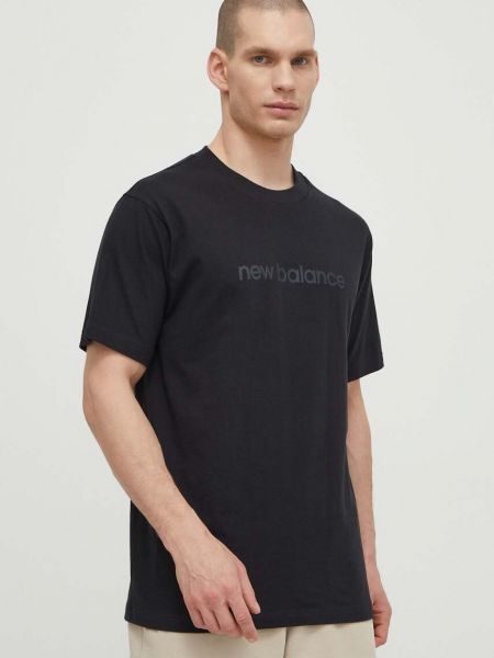 Koszulka bawełniana z nadrukiem New Balance czarna