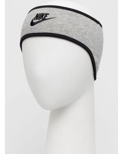 Серая шапка Nike
