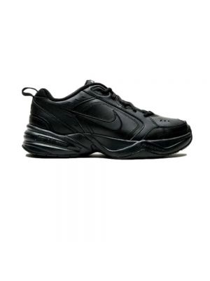 Czarne sneakersy Nike Monarch