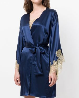 Krajkové saténové šaty s perlami Gilda & Pearl modré