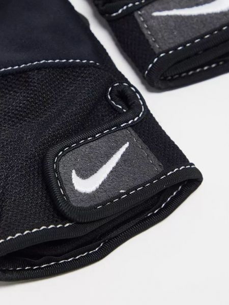 Спортивные перчатки Nike черные