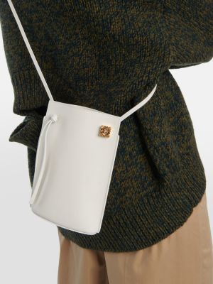 Iš natūralios odos rankinė su viršutine rankena su kišenėmis Loewe balta