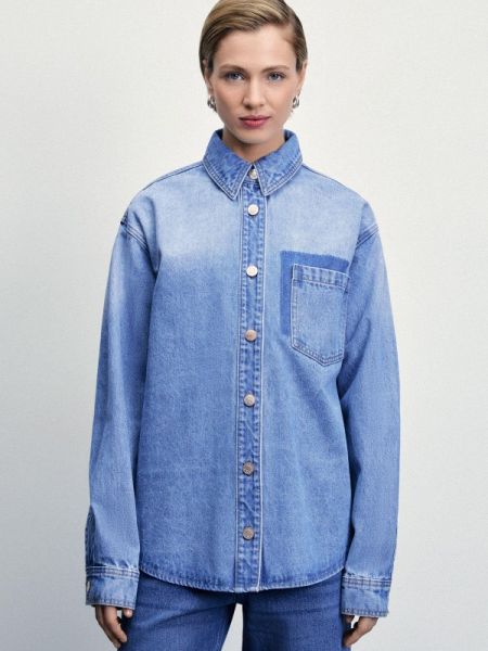 Голубая джинсовая рубашка Zarina