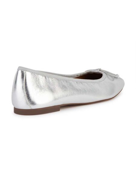 Bőr balerina cipők Geox ezüstszínű