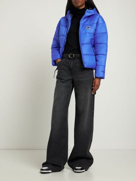 Péřová bunda s kapucí Nike modrá