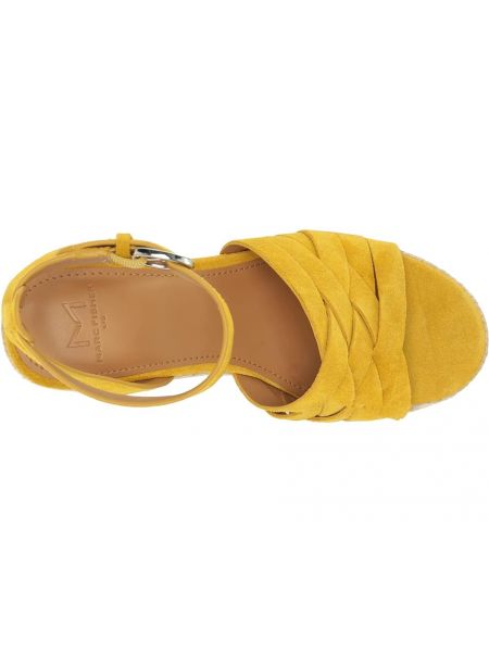 Замшевые туфли Marc Fisher Ltd желтые