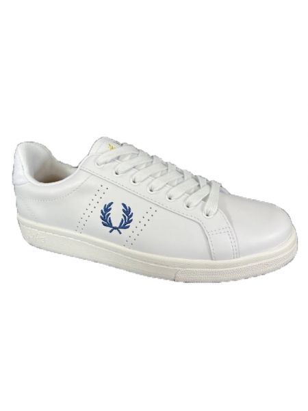 Białe sneakersy Fred Perry