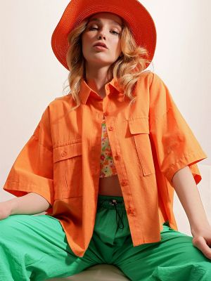 Lanena srajca z žepi Trend Alaçatı Stili oranžna