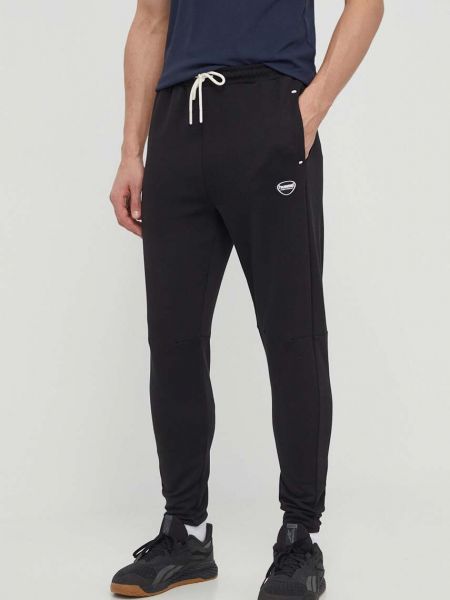 Черные однотонные спортивные штаны Hummel