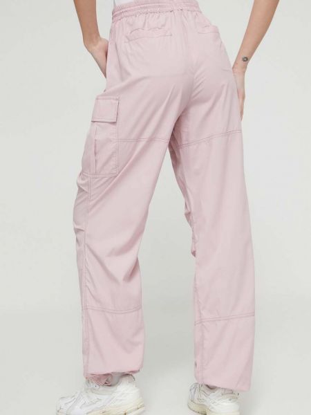 Pantaloni cu talie înaltă Ugg roz