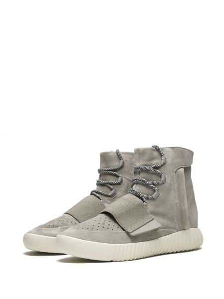 Zapatillas Adidas Yeezy gris